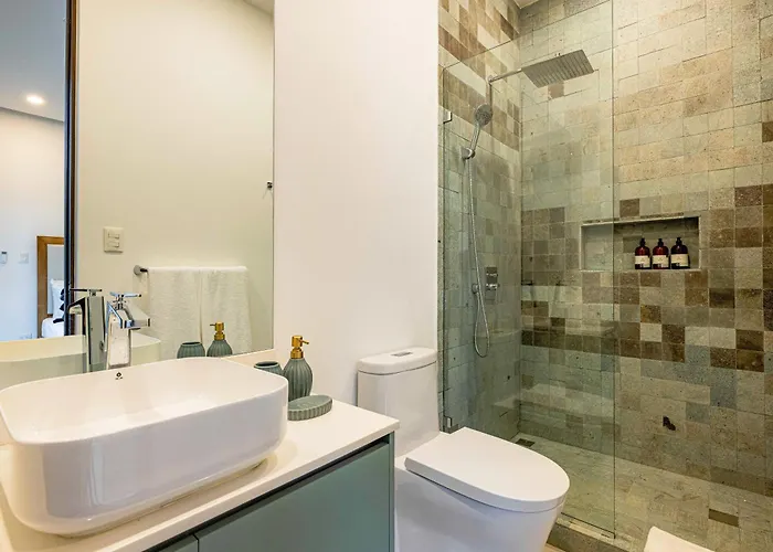 Villa W/ Pool & Club Access