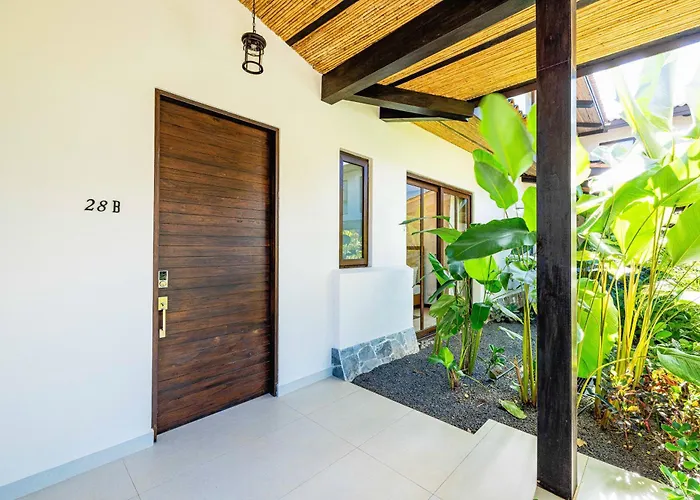 W/ Pool & Club Access Villa Tamarindo