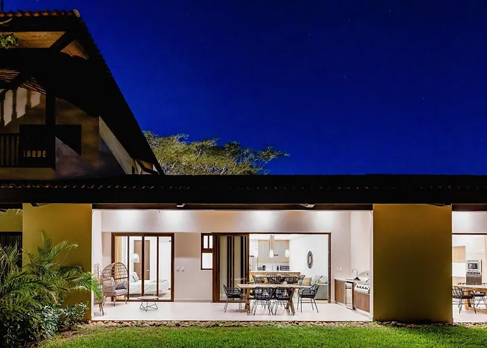 W/ Pool & Club Access Villa